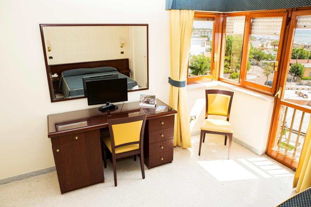 Hotel Sacco Bernalda Room photo