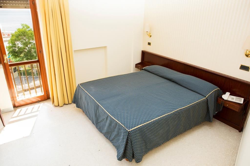Hotel Sacco Bernalda Room photo